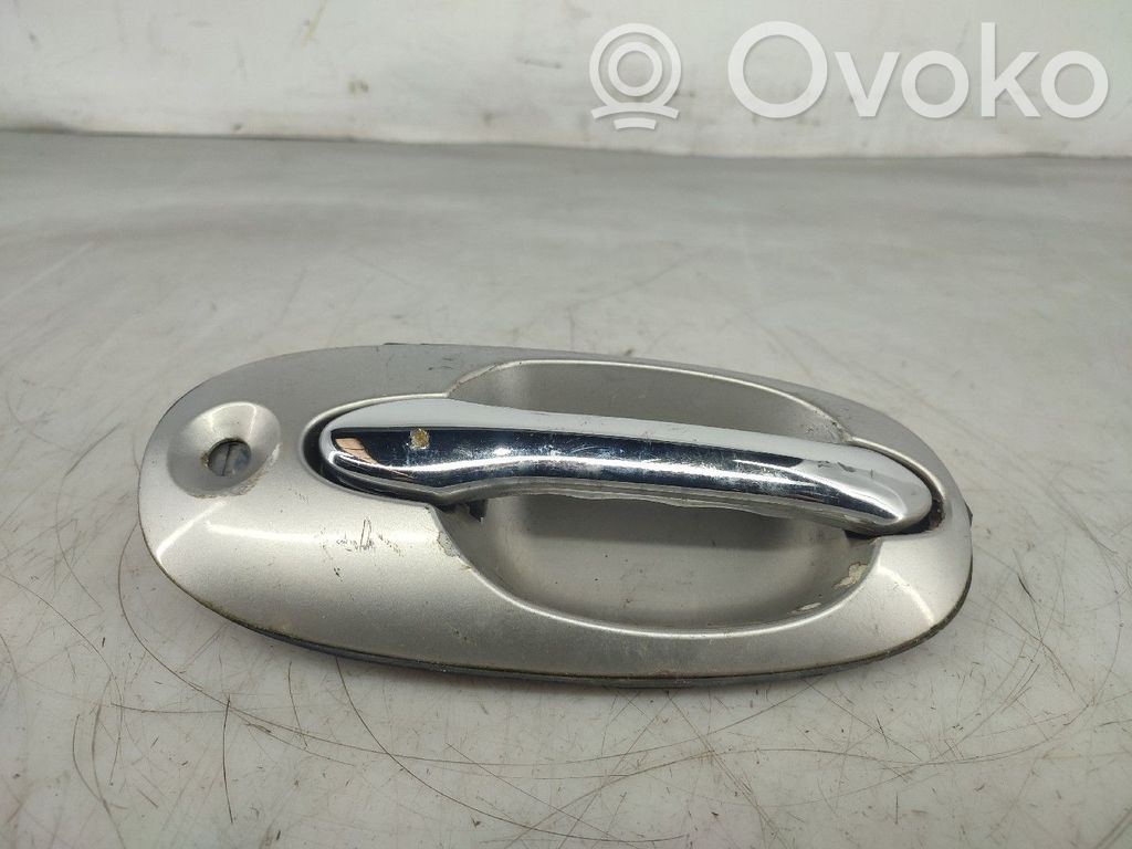 Manecilla externa puerta delantera   K53A58410