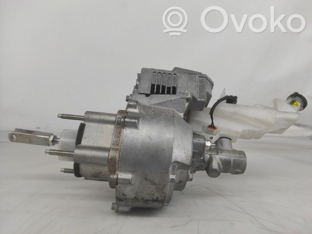 Nissan Leaf II (ZE1) Brake booster 