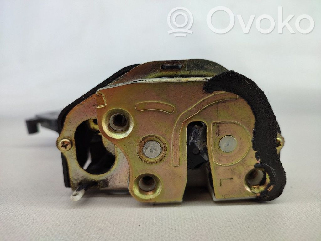 Cerradura de puerta trasera   6PINOS,P3M71A264A27DF