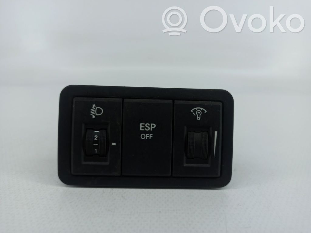 Hyundai i20 (PB PBT) Interruttore/pulsante di controllo multifunzione 