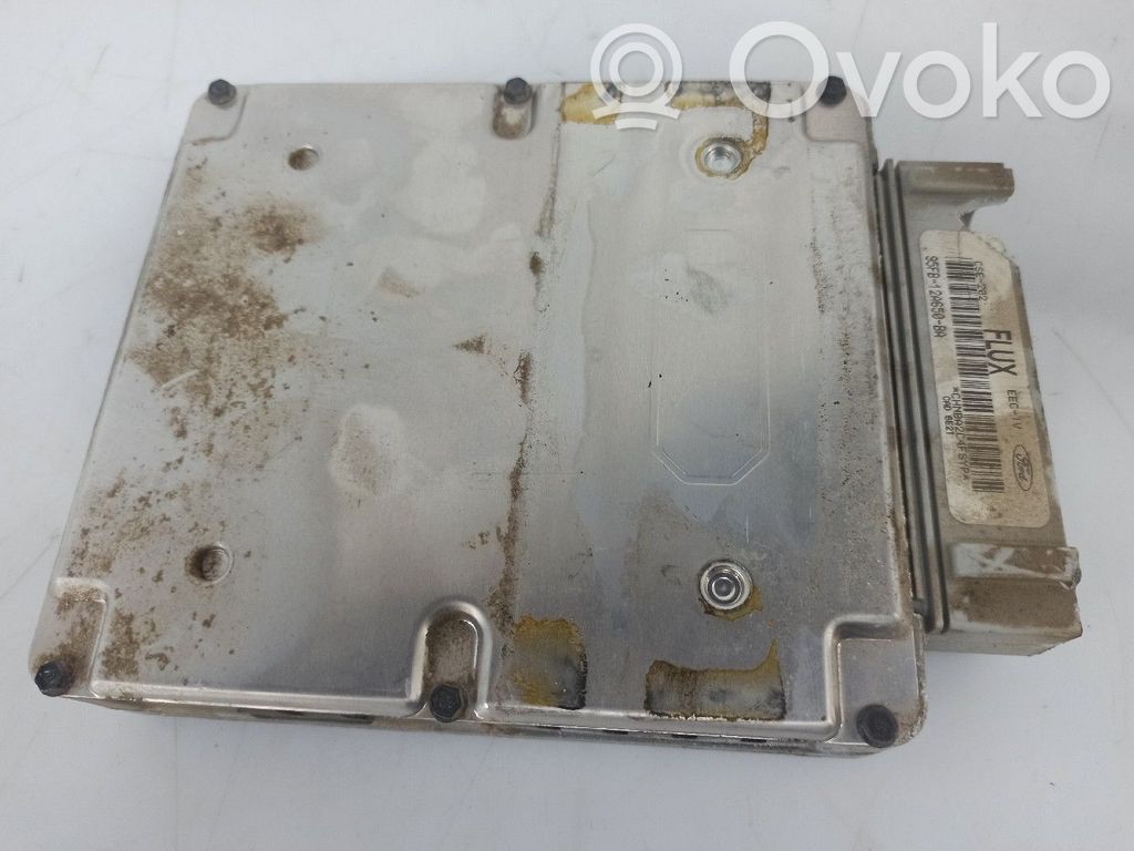 Ford Fiesta Engine control unit/module 