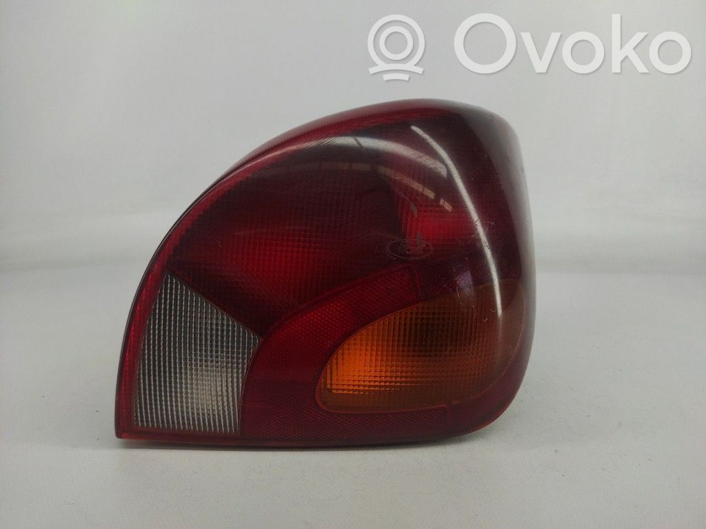 Luz trasera/de freno   96FG13N004