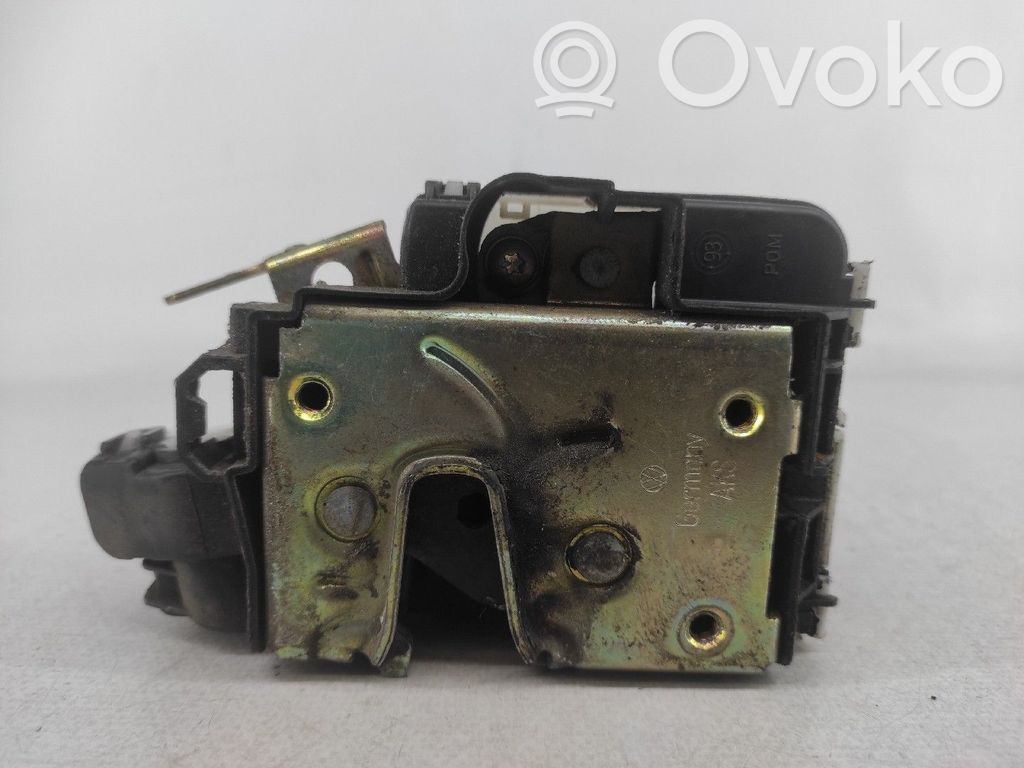 Volkswagen Vento Serrure de porte avant
