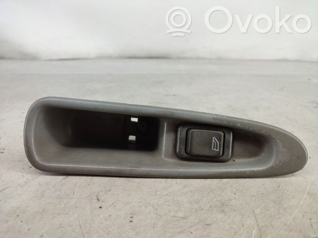 Electric window control switch   03458221