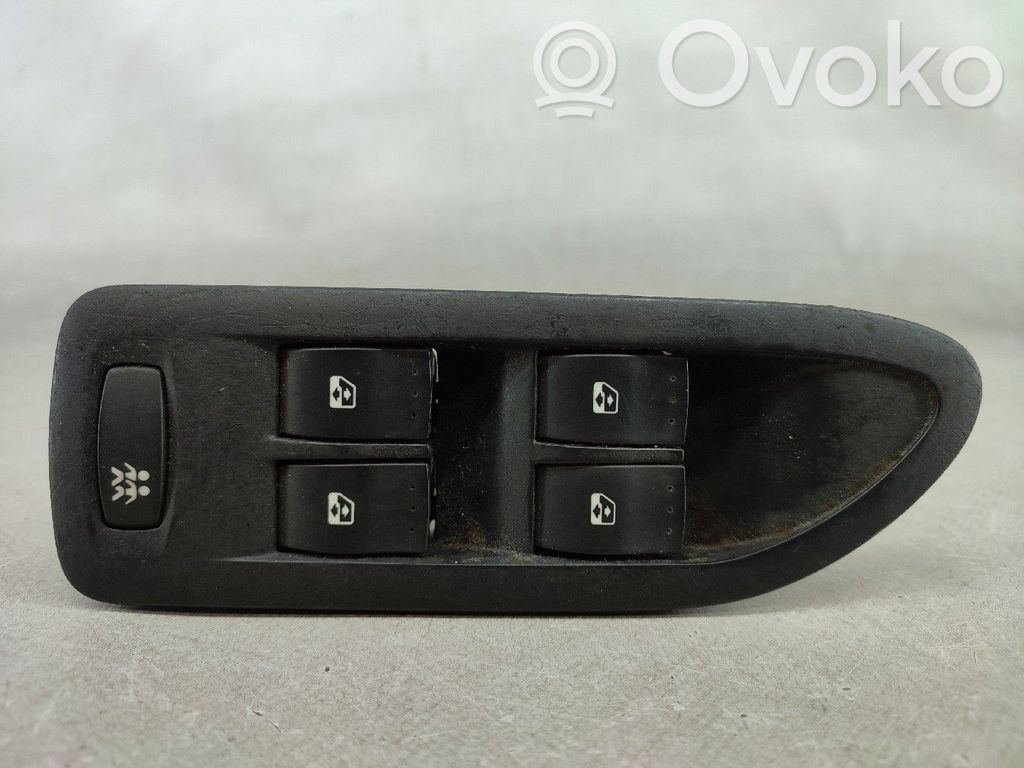 Electric window control switch
