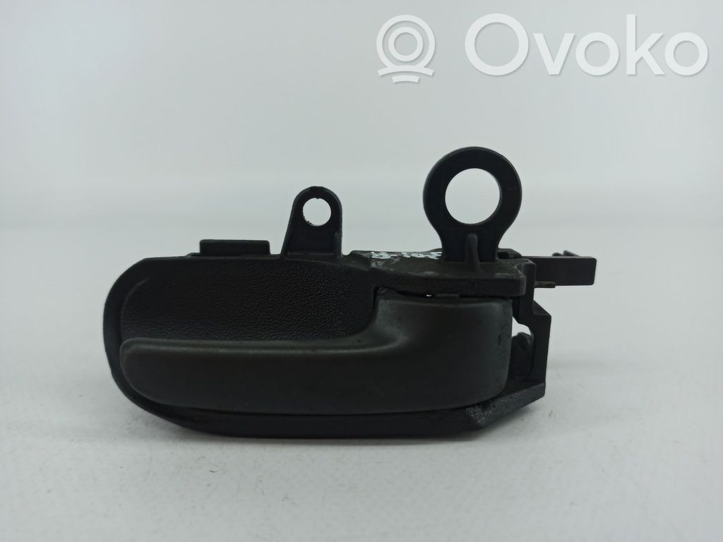 Toyota Yaris Manecilla interna puerta trasera