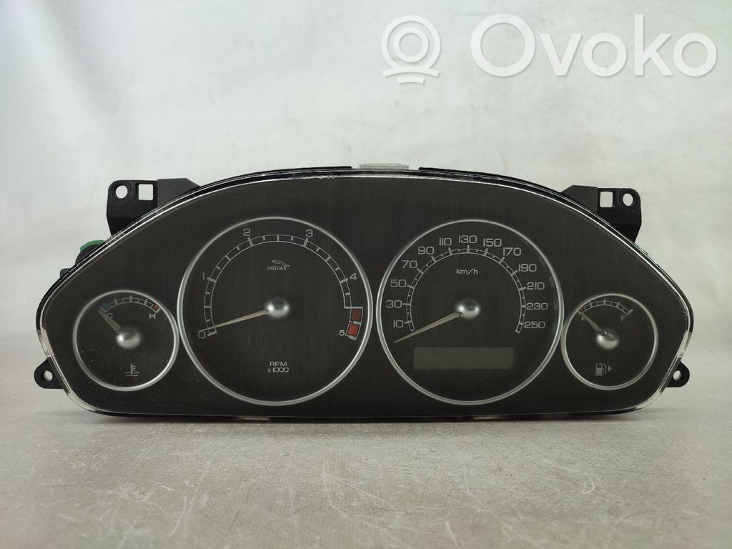 Jaguar X-Type Geschwindigkeitsmesser Cockpit 