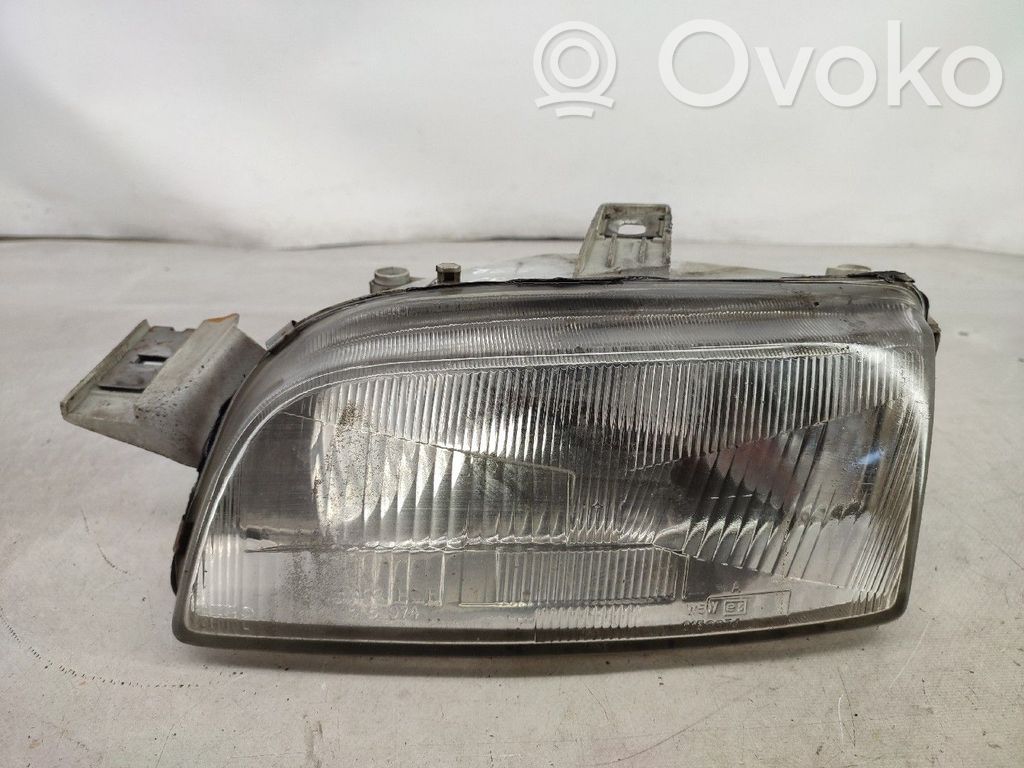 Fiat Punto (176) Scheinwerfer 