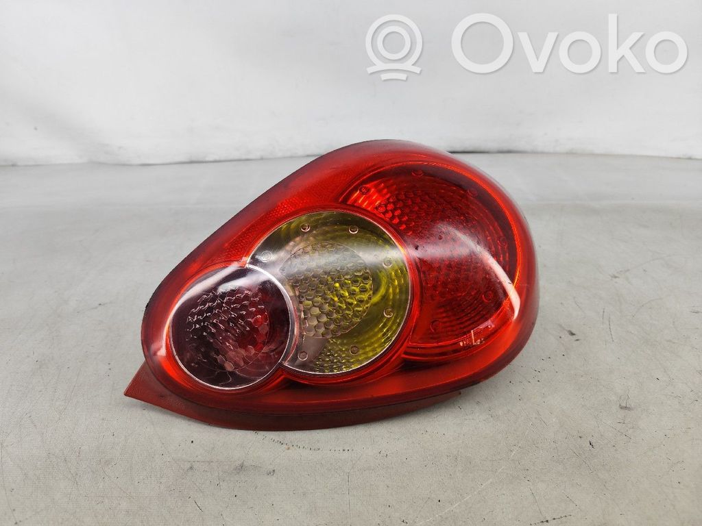 Toyota Aygo AB10 Luci posteriori del portellone del bagagliaio