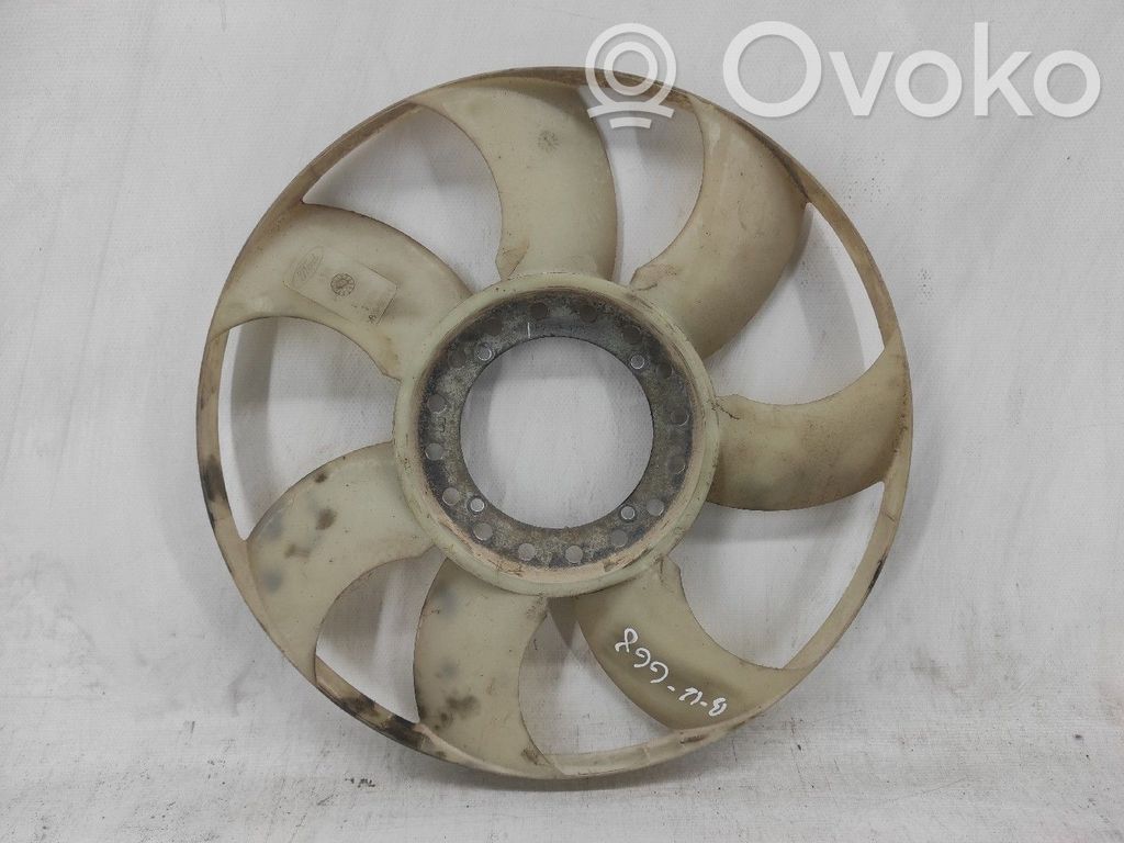 Elektrinis radiatorių ventiliatorius   F003000P