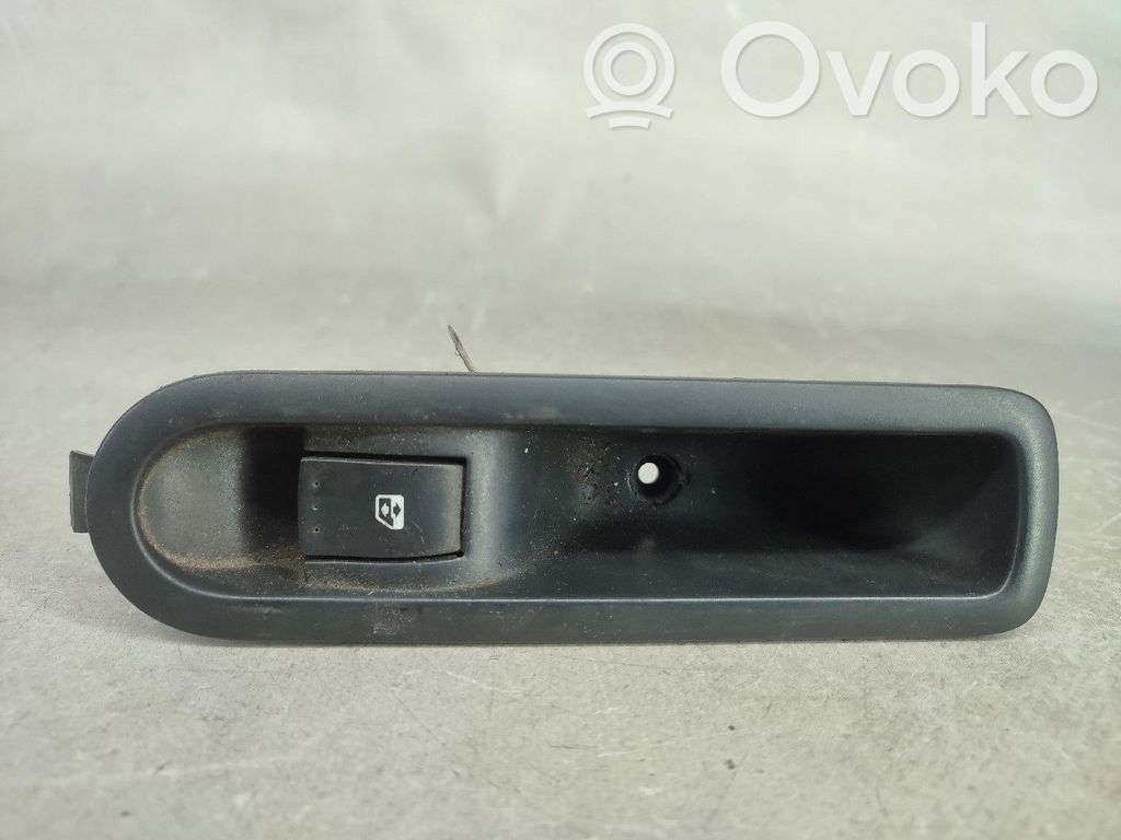 Comutator comandă geamuri electrice   156013870