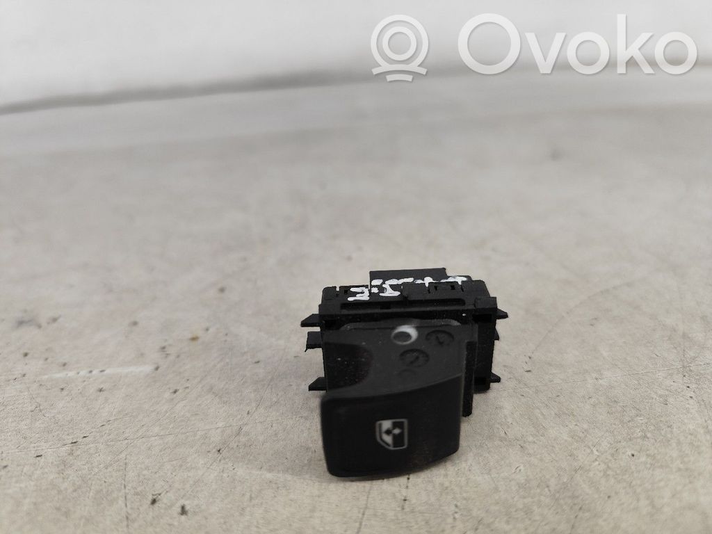 Electric window control switch   5G09598550