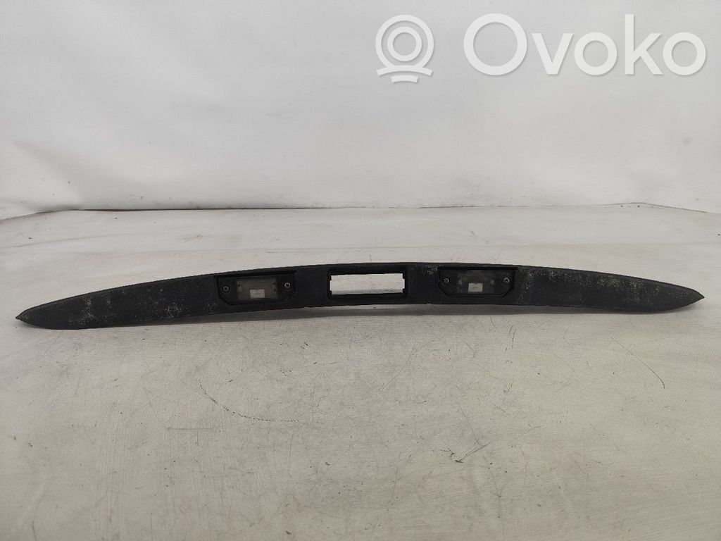 Ford Focus Garniture latéral de hayon / coffre