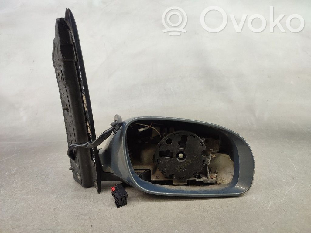 Volkswagen Touran I Front door electric wing mirror 