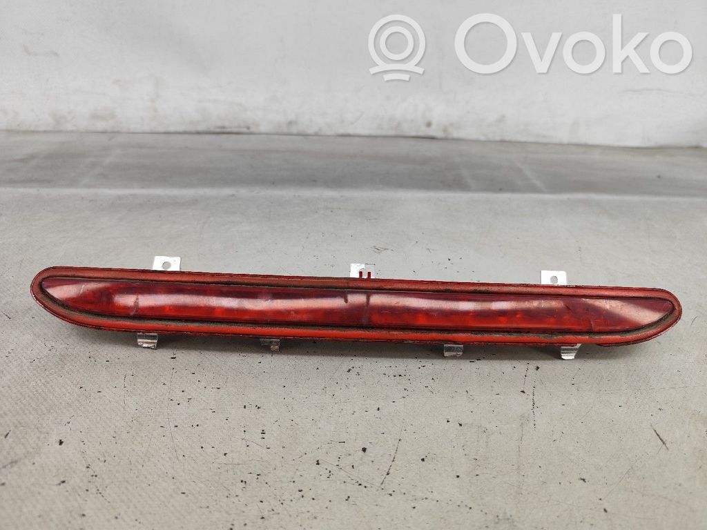 Volkswagen Eos Third/center stoplight 