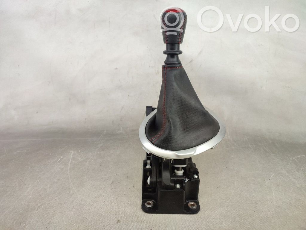 Nissan Juke I F15 Palanca/selector de cambios 