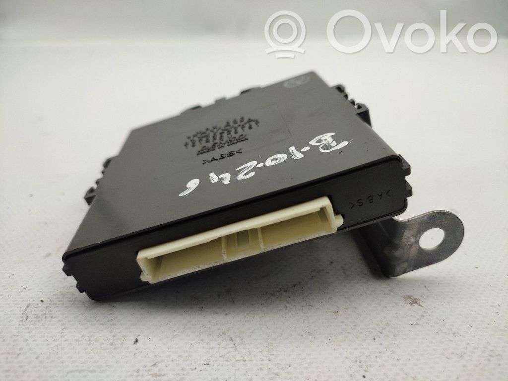 Toyota Prius (XW20) Engine control unit/module 