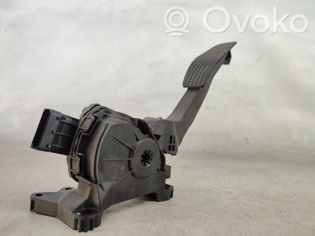 Pedal del acelerador   51987018,6PINOS,6PV01017520