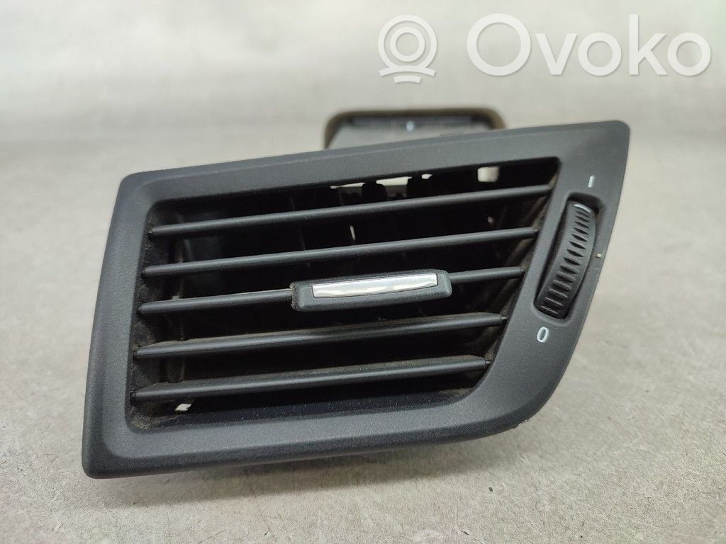 Grille d'aération centrale   64222991233,64222991679,ESQUERDO