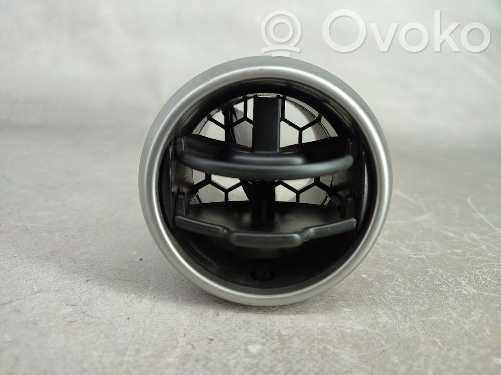 Nissan Qashqai Grille d'aération centrale