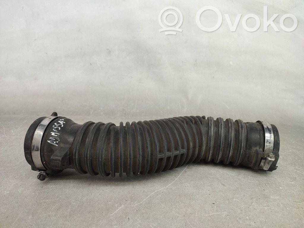 Turboahtimen ilmanoton letku   8200720174