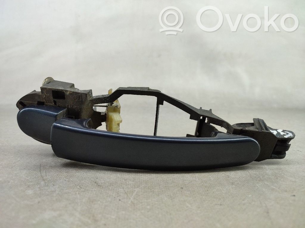 Manecilla externa puerta trasera   1M0837885C
