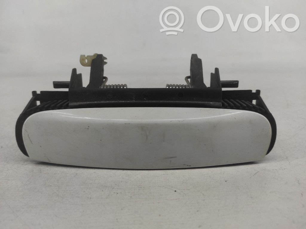 Etuoven ulkokahva   4B0839885
