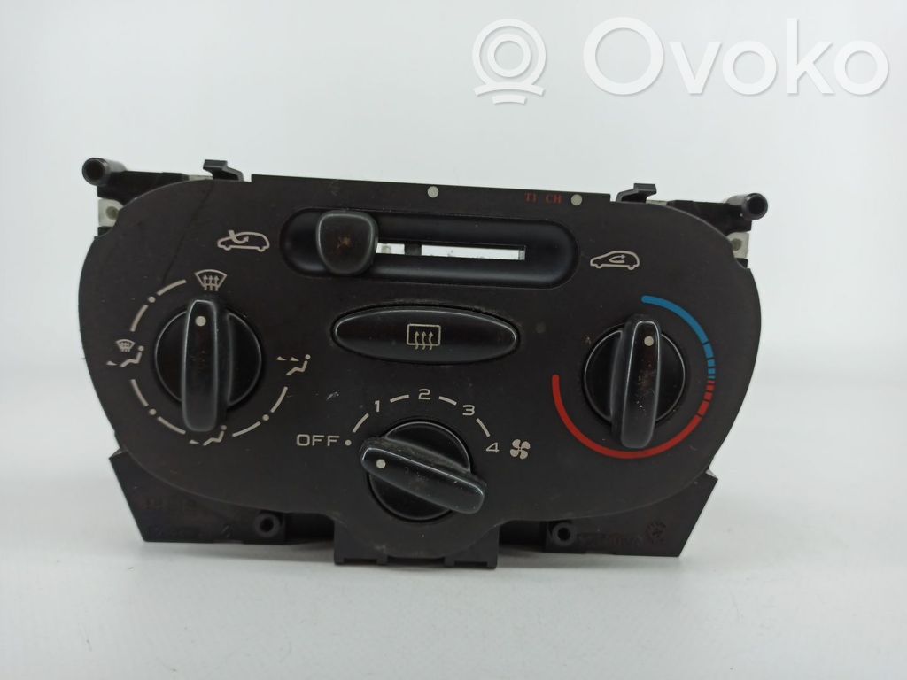 Climate control unit   1068901