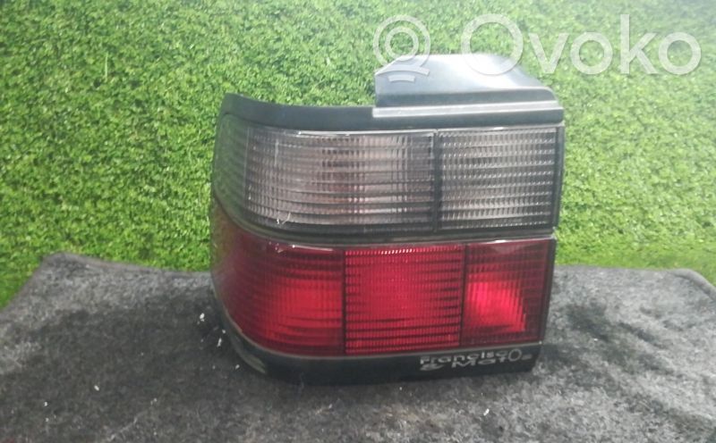 Rover 200 XV Feux arrière sur hayon 