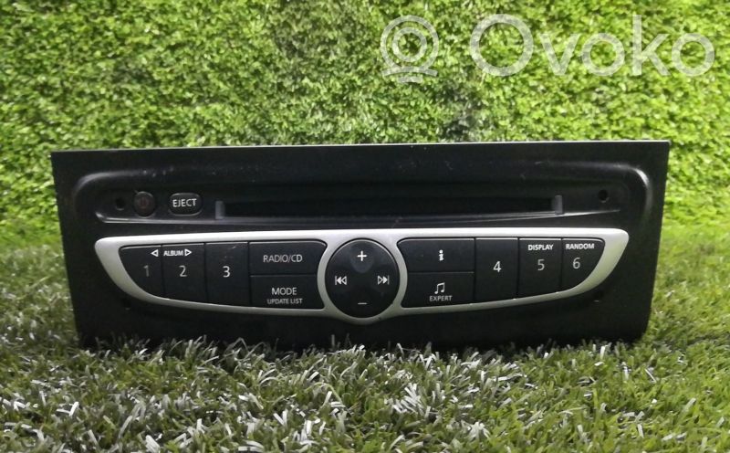 Renault Koleos I Unitate principală radio/CD/DVD/GPS 