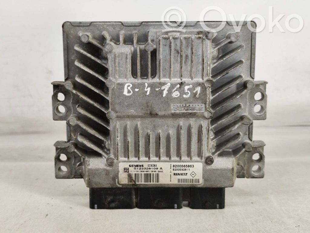Sterownik / Moduł ECU   8200565863,8200592611