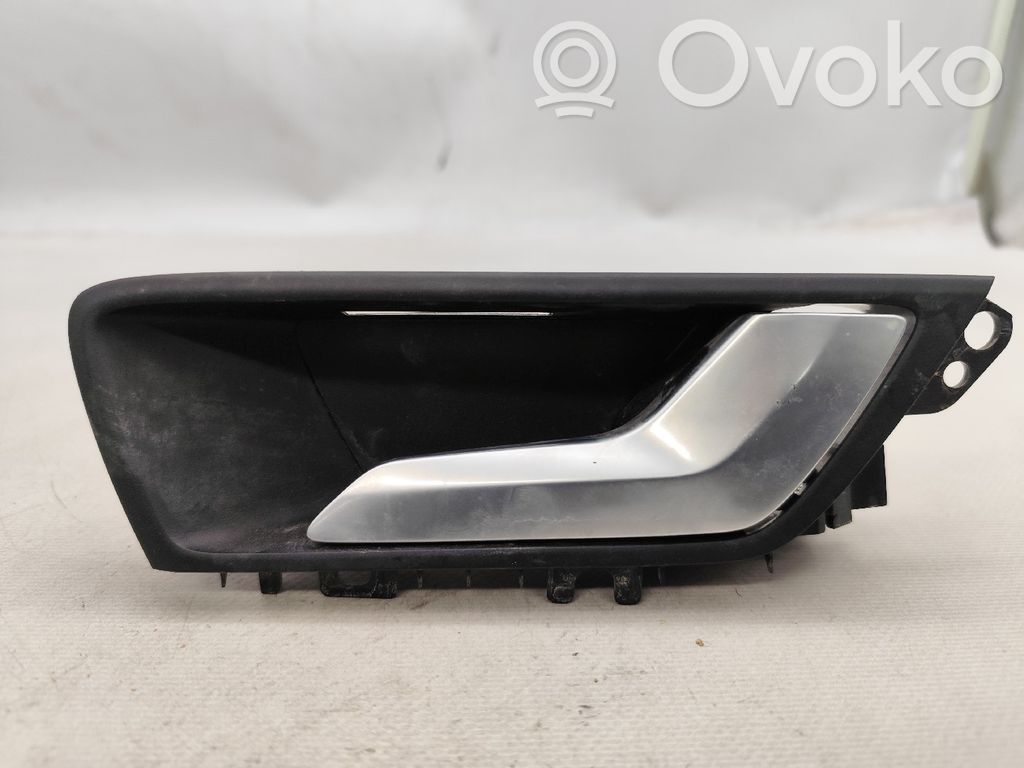 Ford Focus Support poignée extérieur de porte avant 
