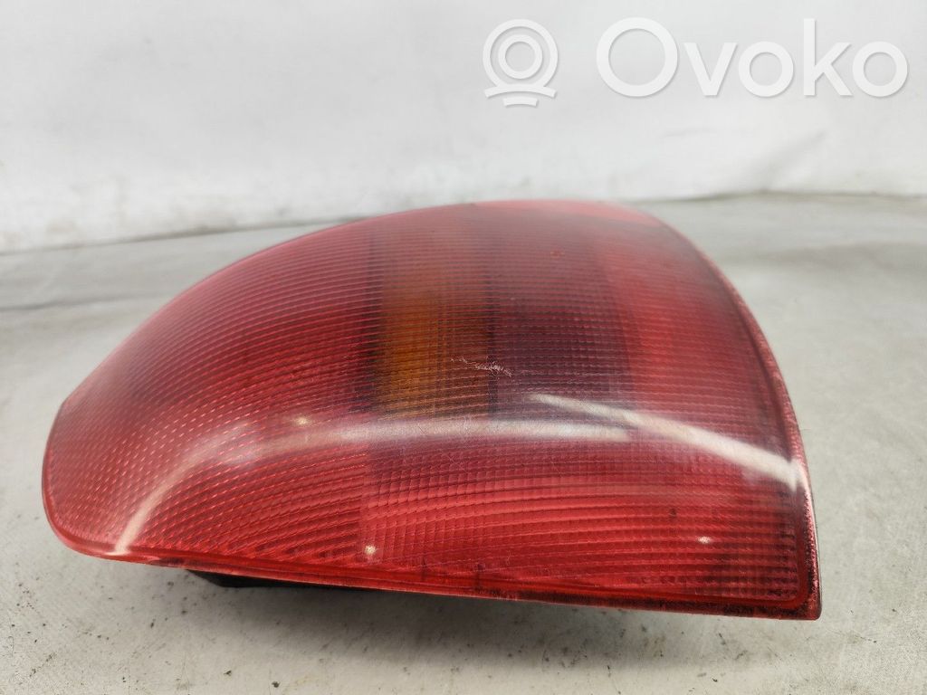 Renault Clio II Takaluukun takavalot 