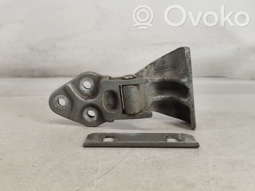 Front door check strap stopper   353526F,ESQUERDA,MALA