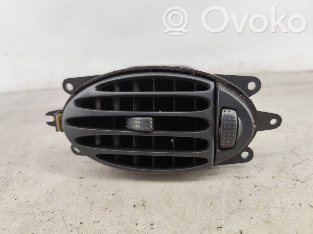 LDV Maxus Grilă ventilație centrală 