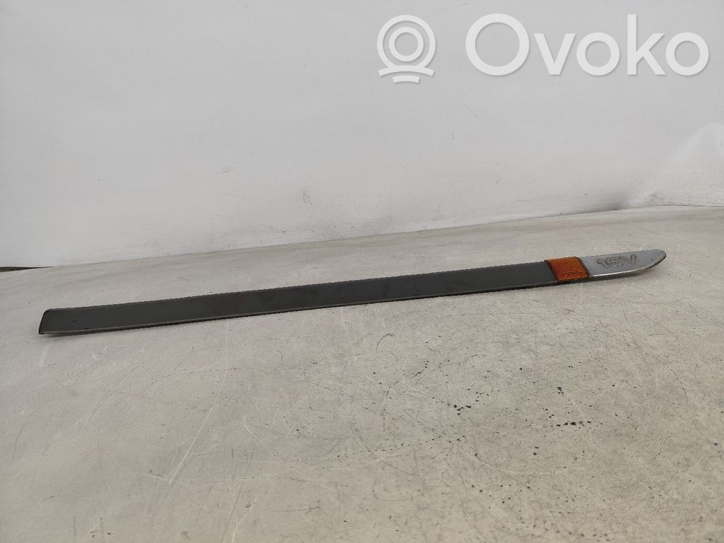 Renault Laguna II Rivestimento della portiera anteriore (modanatura) 