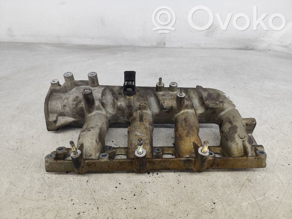 Fiat Punto (188) Kolektor ssący 
