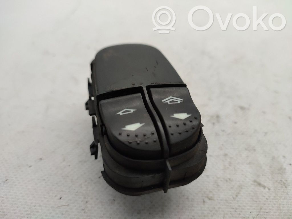 Electric window control switch   98AG14529AC