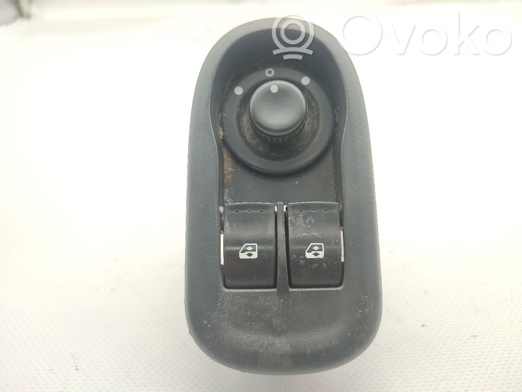 Opel Movano B Interruptor del elevalunas eléctrico 