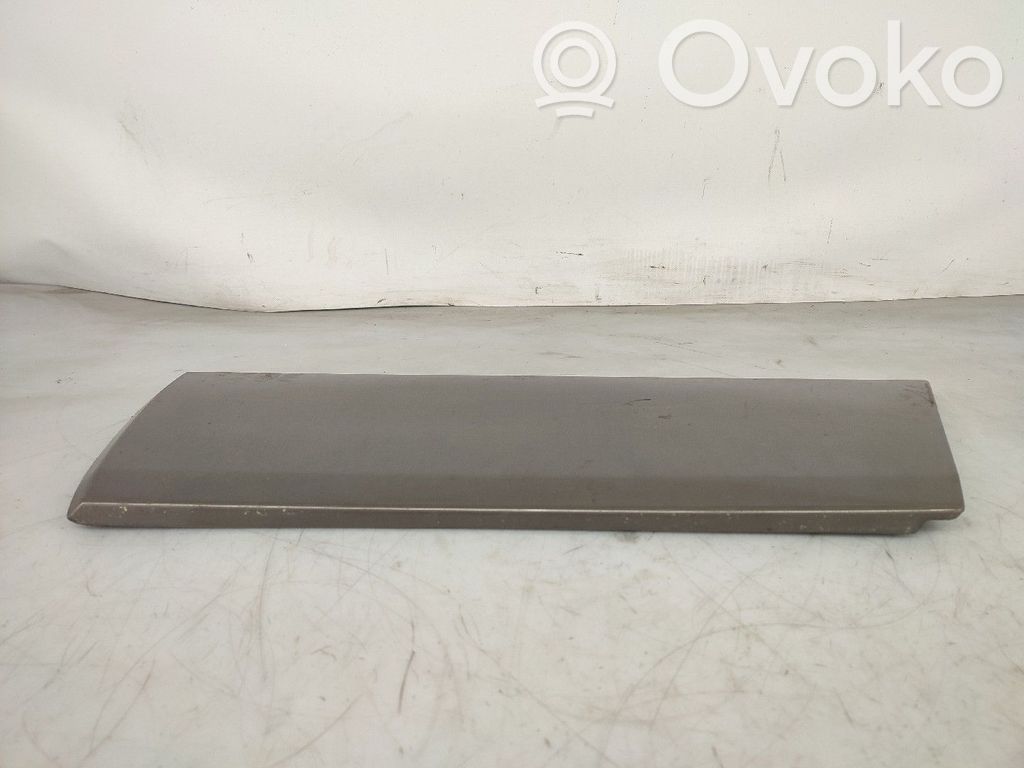 Mercedes-Benz 190 W201 Mască ușă față (turnată)