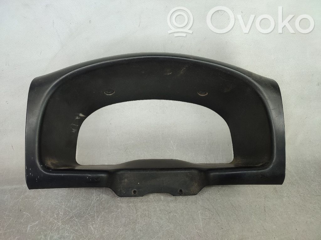 Ford Transit Kojelaudan kehys 