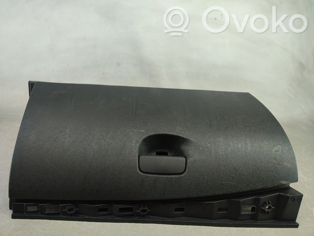 Guantera   681080020R