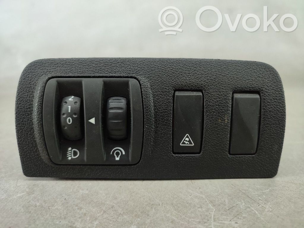 Renault Megane III Interrupteur / bouton multifonctionnel