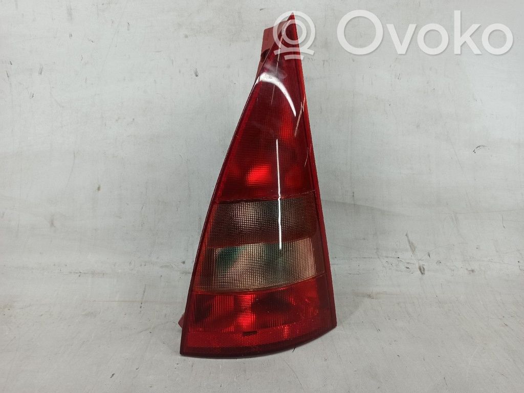 Rear/tail lights   08221710