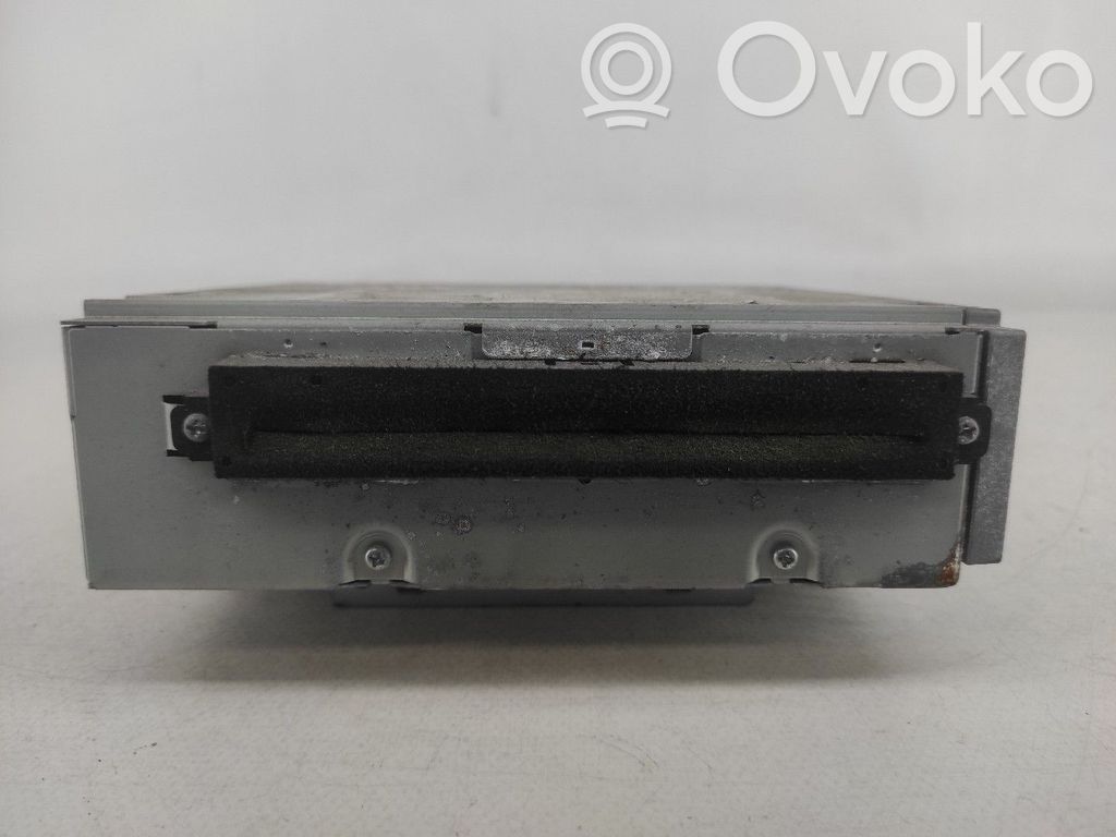 Radio / CD-Player / DVD-Player / Navigation   30732851