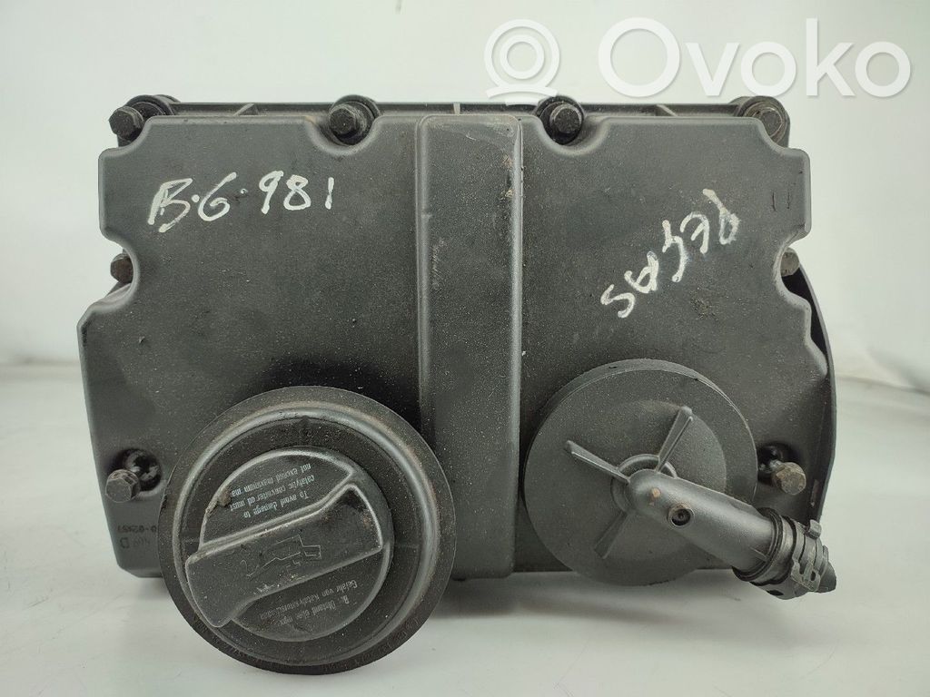 Volkswagen Polo III 6N 6N2 6NF Pokrywa zaworów 