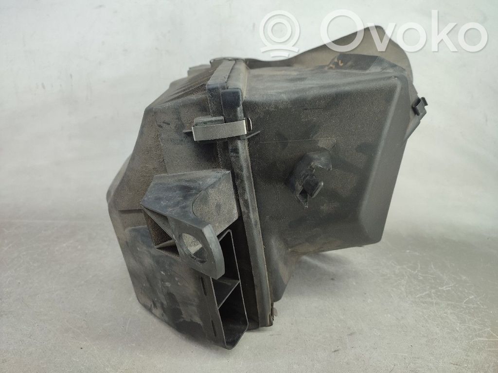 Audi A4 S4 B5 8D Obudowa filtra powietrza 