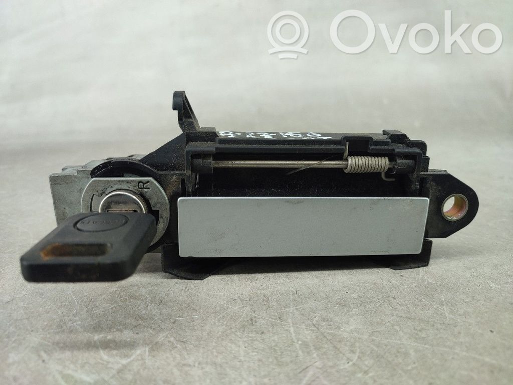 Etuoven ulkokahva   4A0837206D