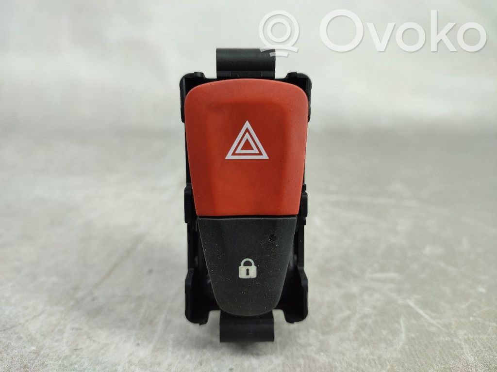 Hazard light switch   8200214896