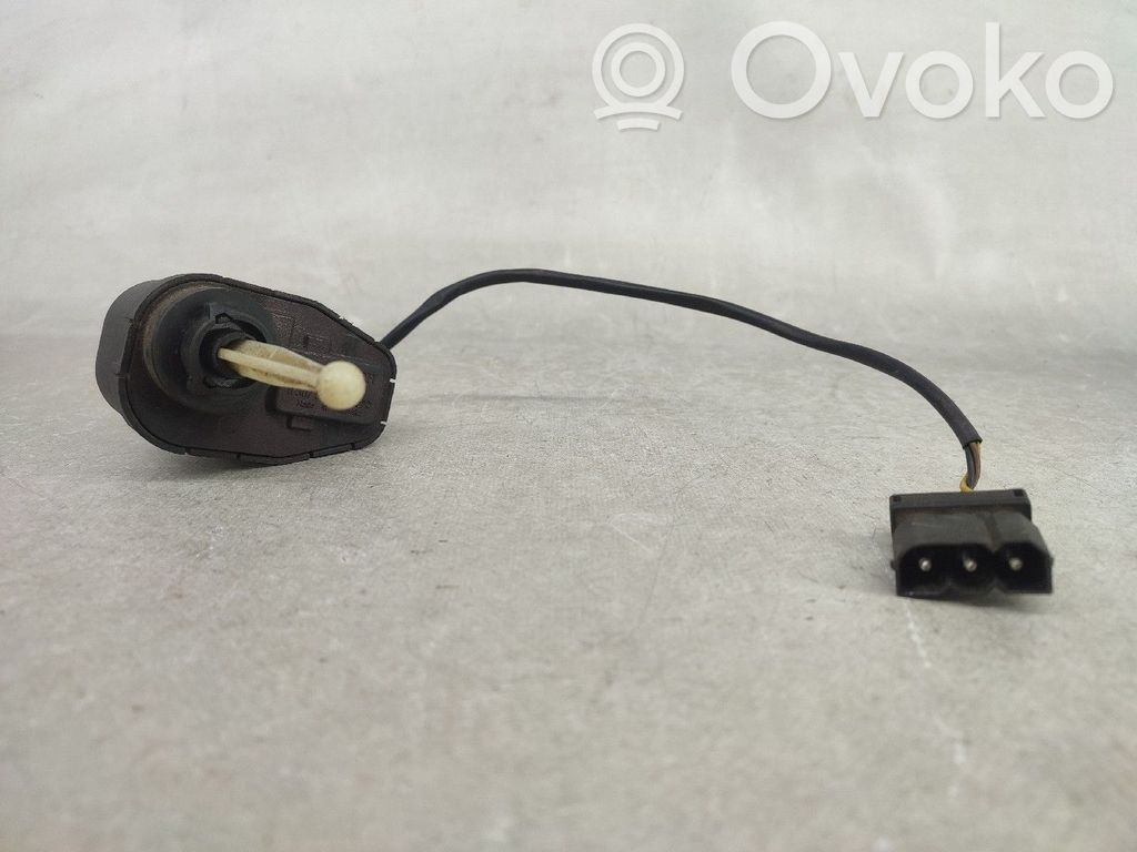 BMW 3 E36 Headlight level adjustment motor 